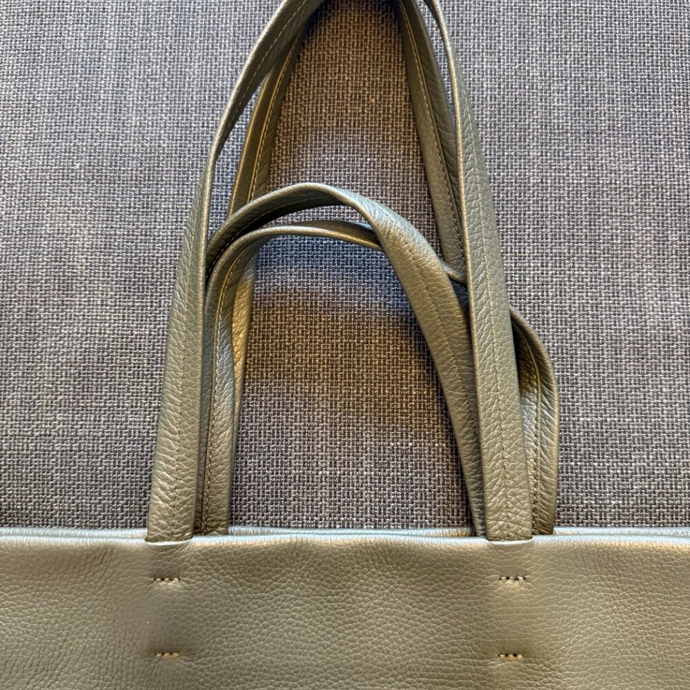 NWOT Cuyana Tall Easy Tote Dark Olive - Picture 10 of 13
